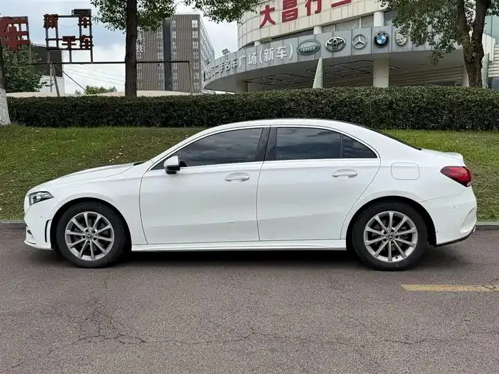 Mercedes Benz A- Class 2021 A 200 L Sport Sedan Luxury Model 3
