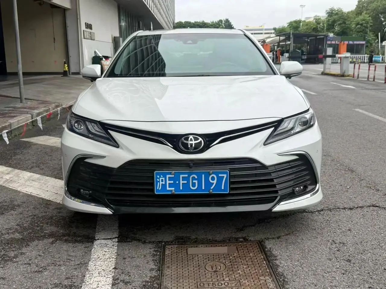 Toyota 2023 Camry 2.0G CVT Luxury Edition Automatic 2