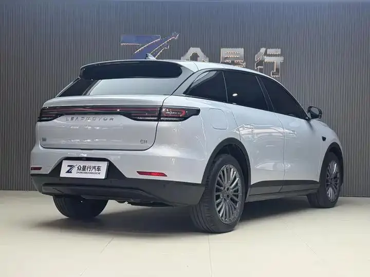 Leapmotor C11 2023 model Range-Extended 300 Comfort Edition 4