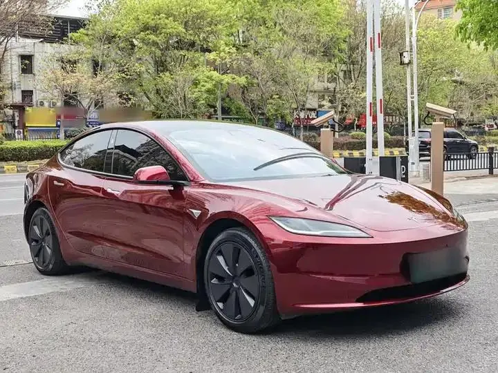 Model 3 2023 rear-wheel drive version 3