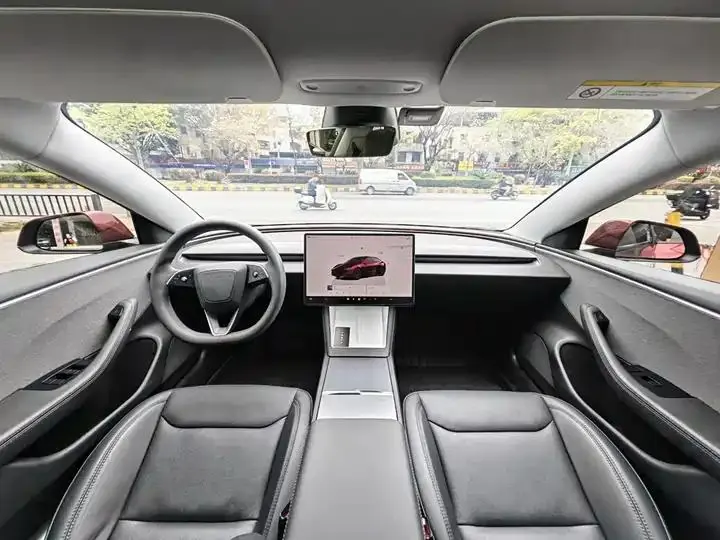 Model 3 2023 rear-wheel drive version 8