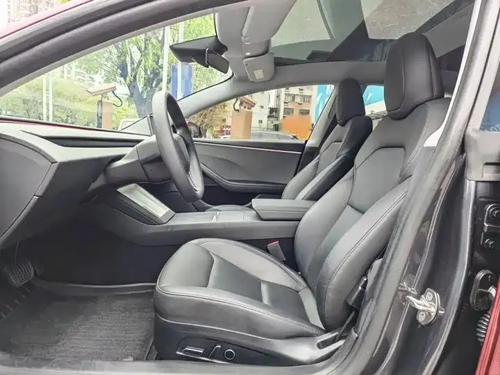 Model 3 2023 rear-wheel drive version 9