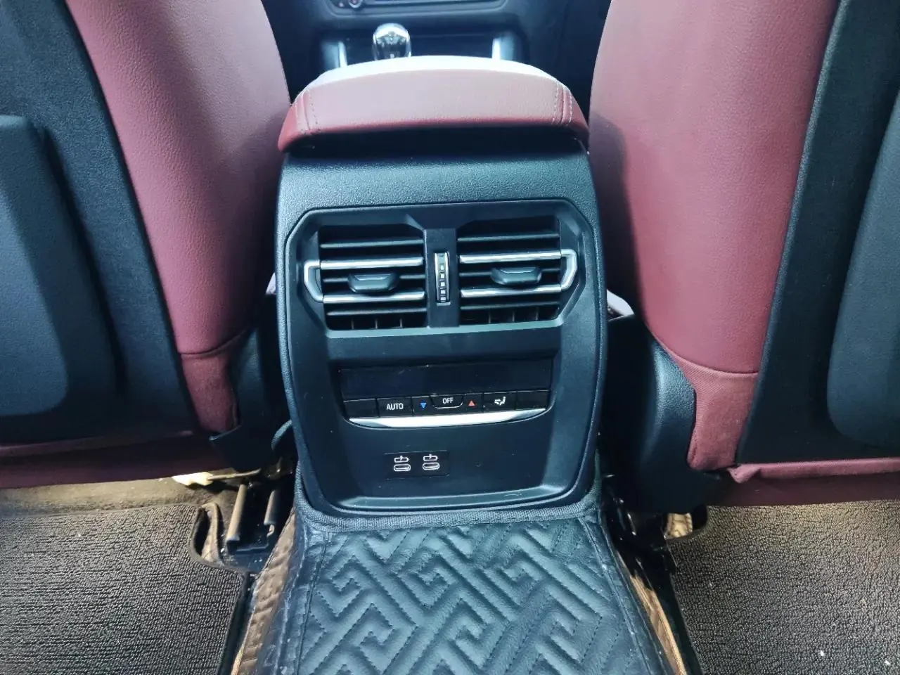 BMW 3 Series 2022 320Li M Sports Suit 15