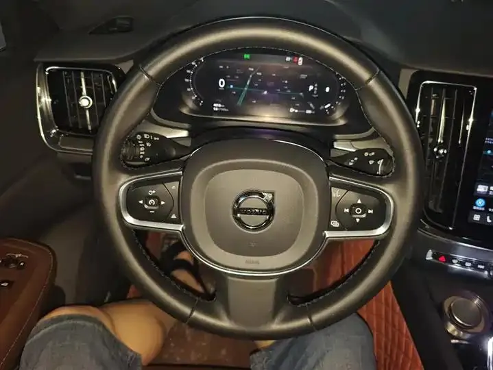 Volvo S60 2023 B4 Zhiyi Deluxe Edition 15