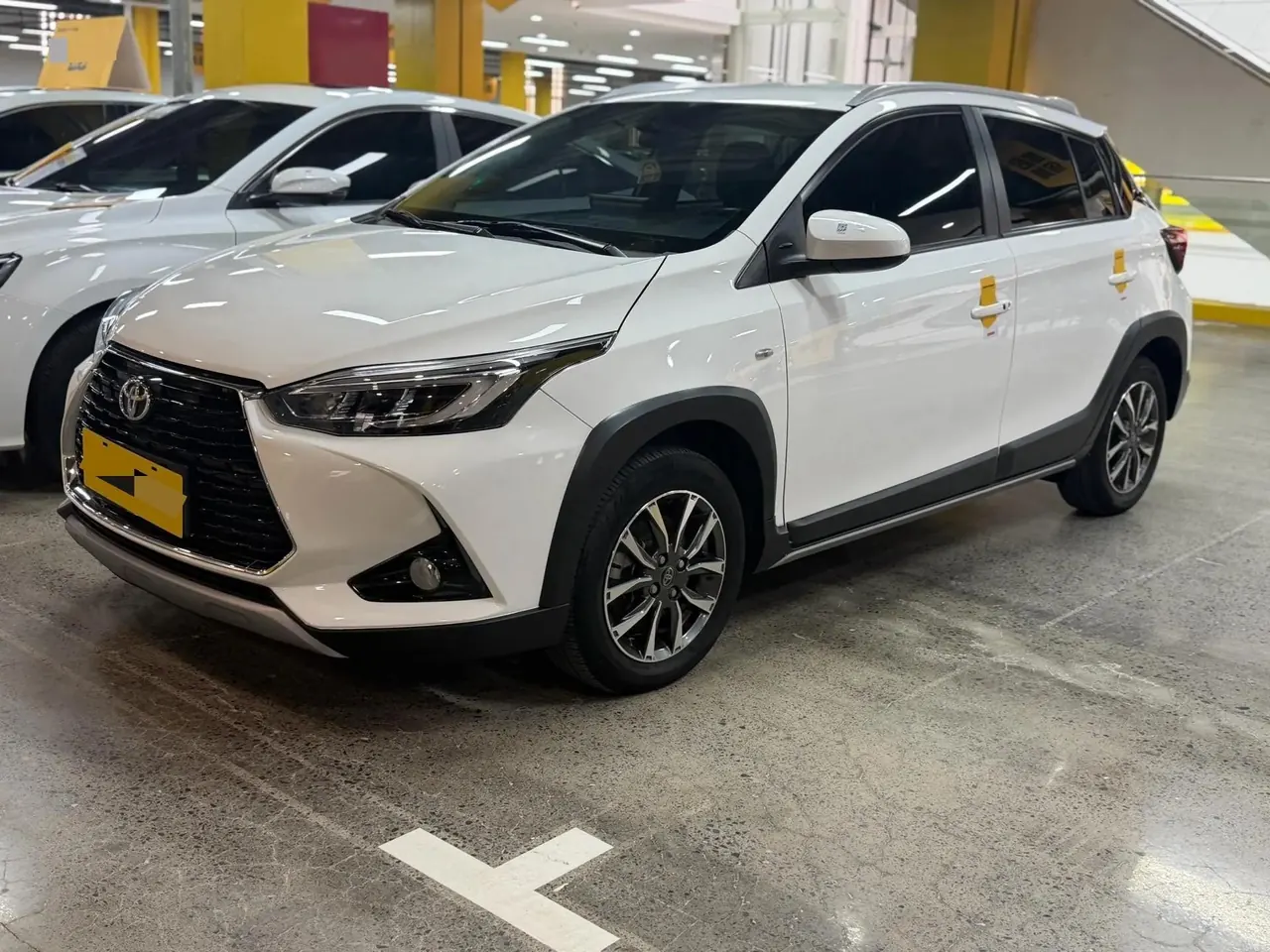 Открыть галерею: YARiS L Zhixuan 2022 1.5L CVT Deluxe PLUS Edition