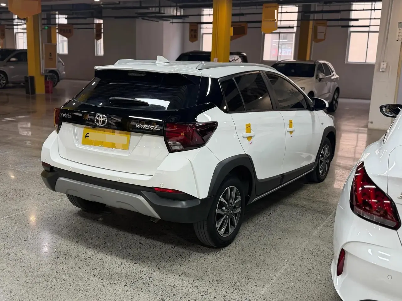 YARiS L Zhixuan 2022 1.5L CVT Deluxe PLUS Edition 5