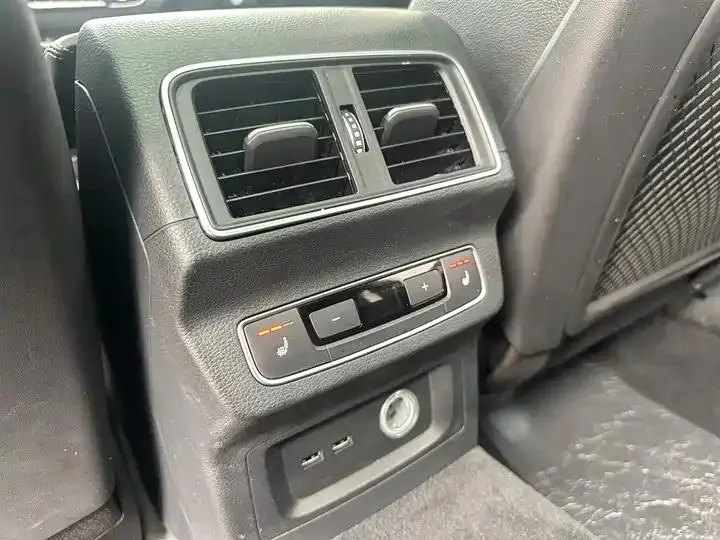 Audi Q5L 2020 to 40 TFSI Fashion 12