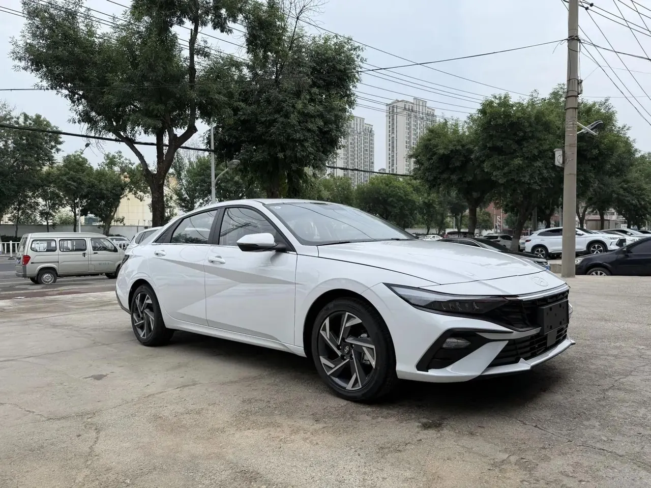 Hyundai 2026 Elantra-sedan 1.5 stepless GLX elite automatic gear 3