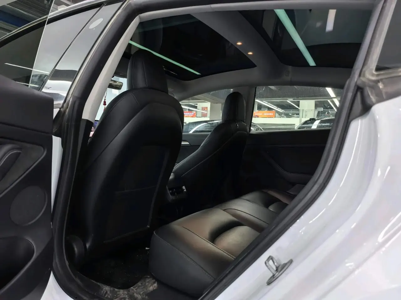Model 3 2022 rear-wheel drive version 6
