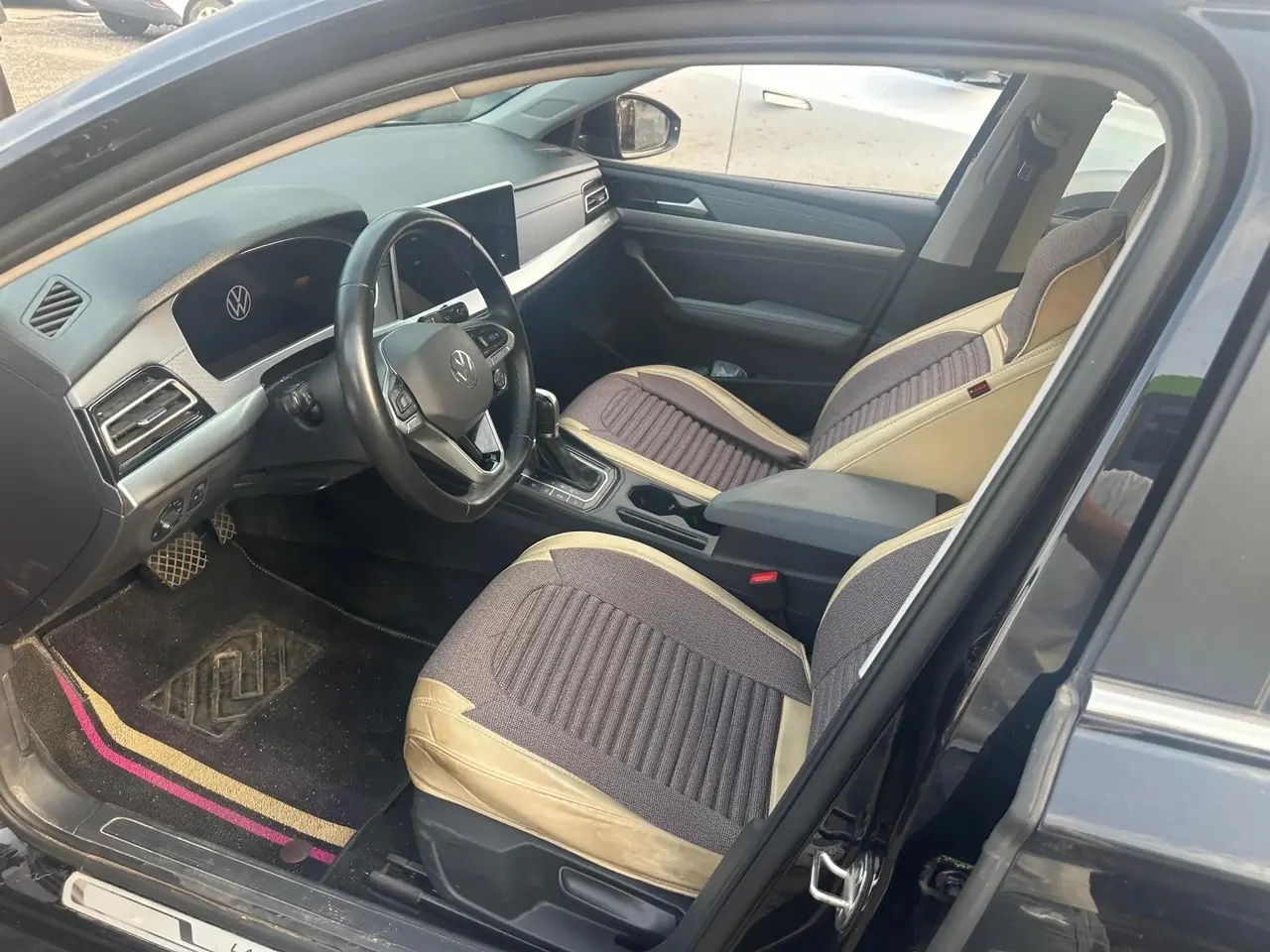 Lavida 2023 280TSI DSG Full Edition 4