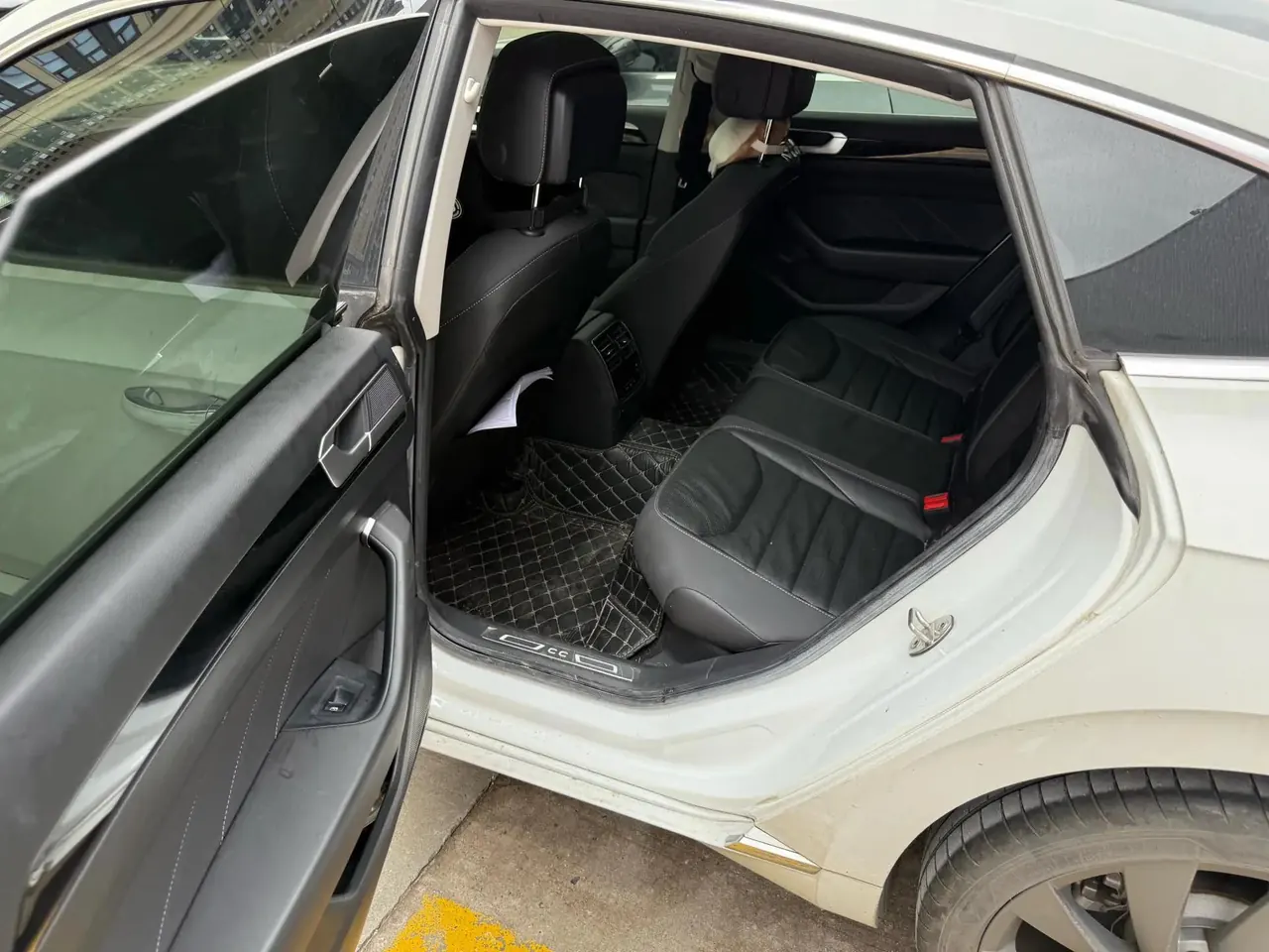 FAW-Volkswagen CC 2021 380TSI Shining Edition 4