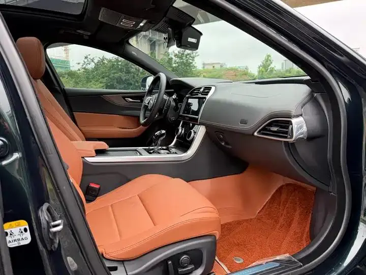 Jaguar XEL 2024 2.0T 250PS R-DYNAMIC S Enterprising Sports Edition 12