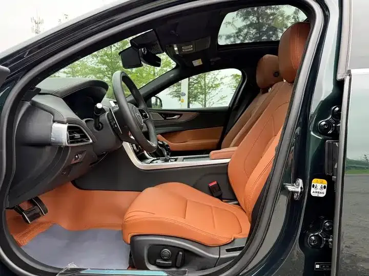 Jaguar XEL 2024 2.0T 250PS R-DYNAMIC S Enterprising Sports Edition 9
