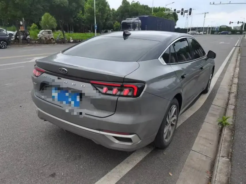 2022 Ford Mondeo facelift, EcoBoost 245 Luxury Edition 2