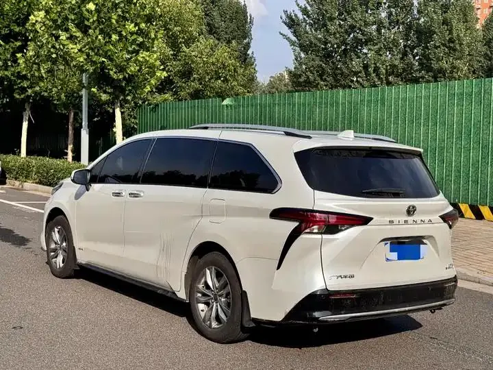 Sana SIENNA 2024 2.5L Hybrid Four-wheel Drive Premium Edition 8