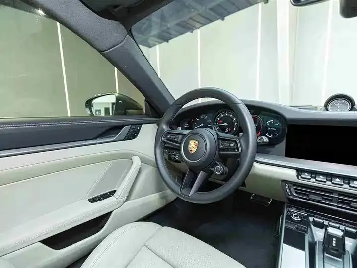 Porsche 911 2023 Carrera S 3.0T 12