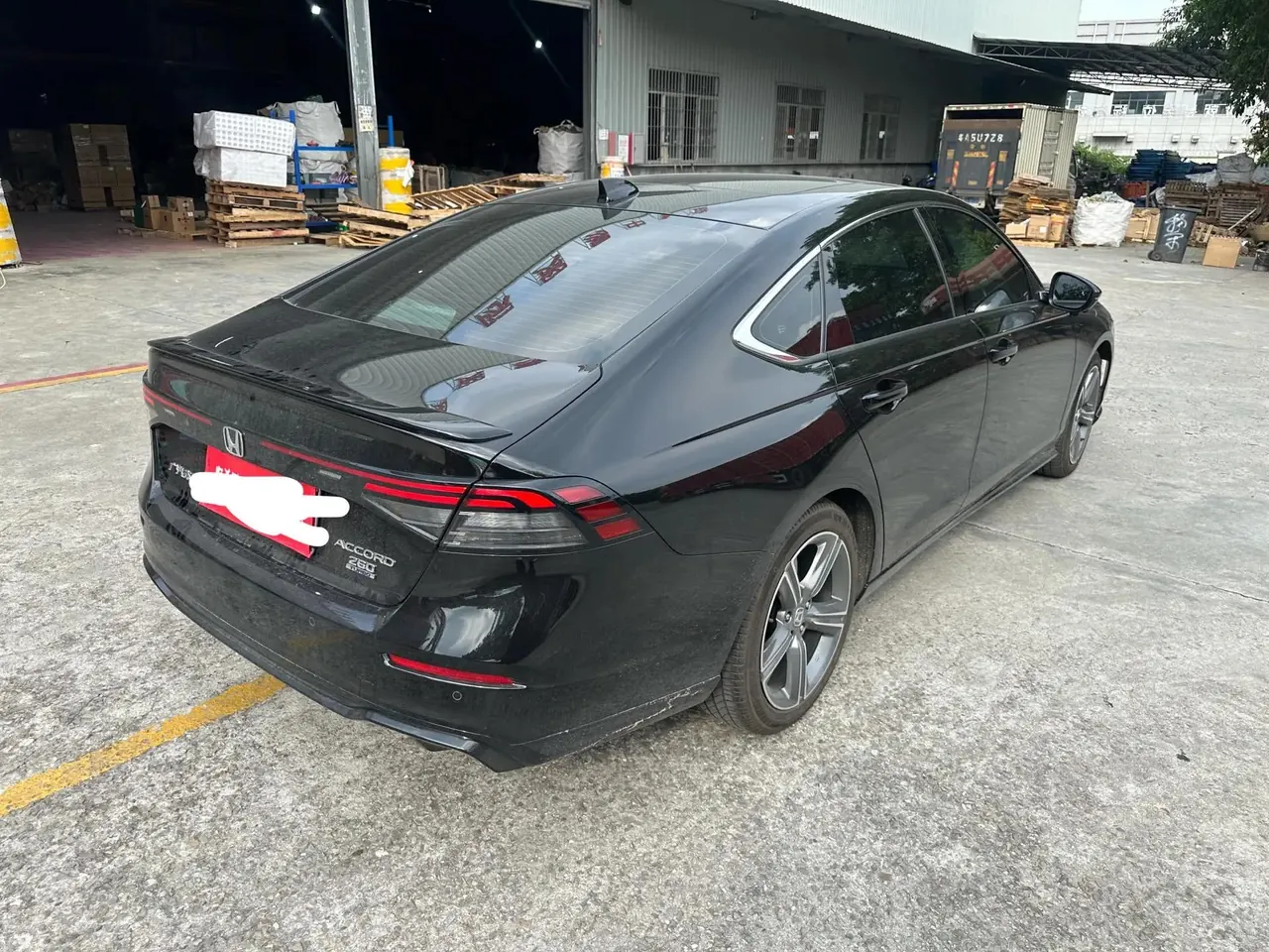 Honda 2025 11th Generation Accord 1.5T Stepless 260TURBO Sports Series Premium Edition Automatic Gear 4