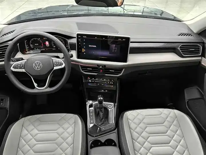 Tangyue 2023 280TSI Front-Wheel-Drive Luxury Plus Upgrade Version 3