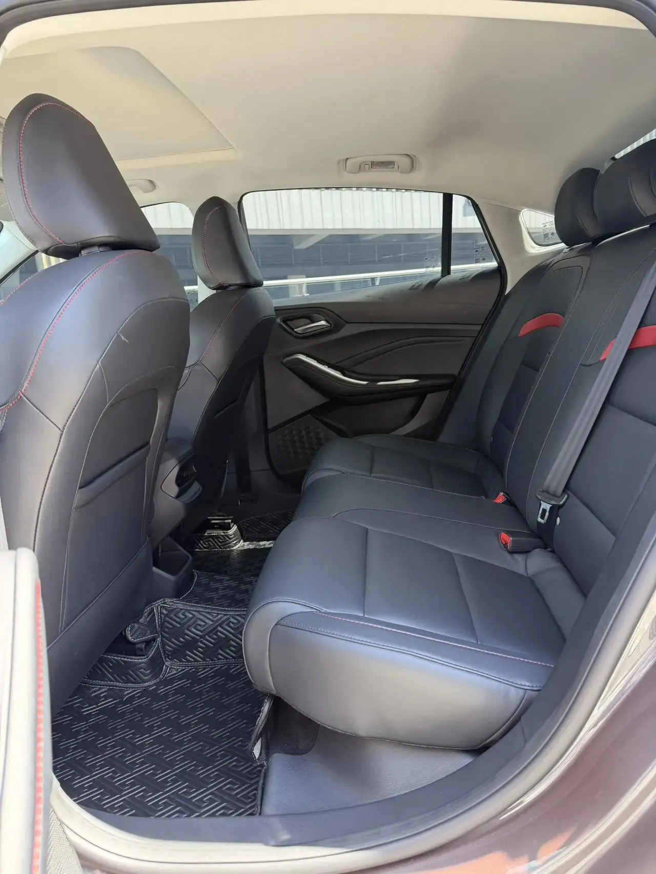 MG5 2023 180DVVT CVT Deluxe Edition 8