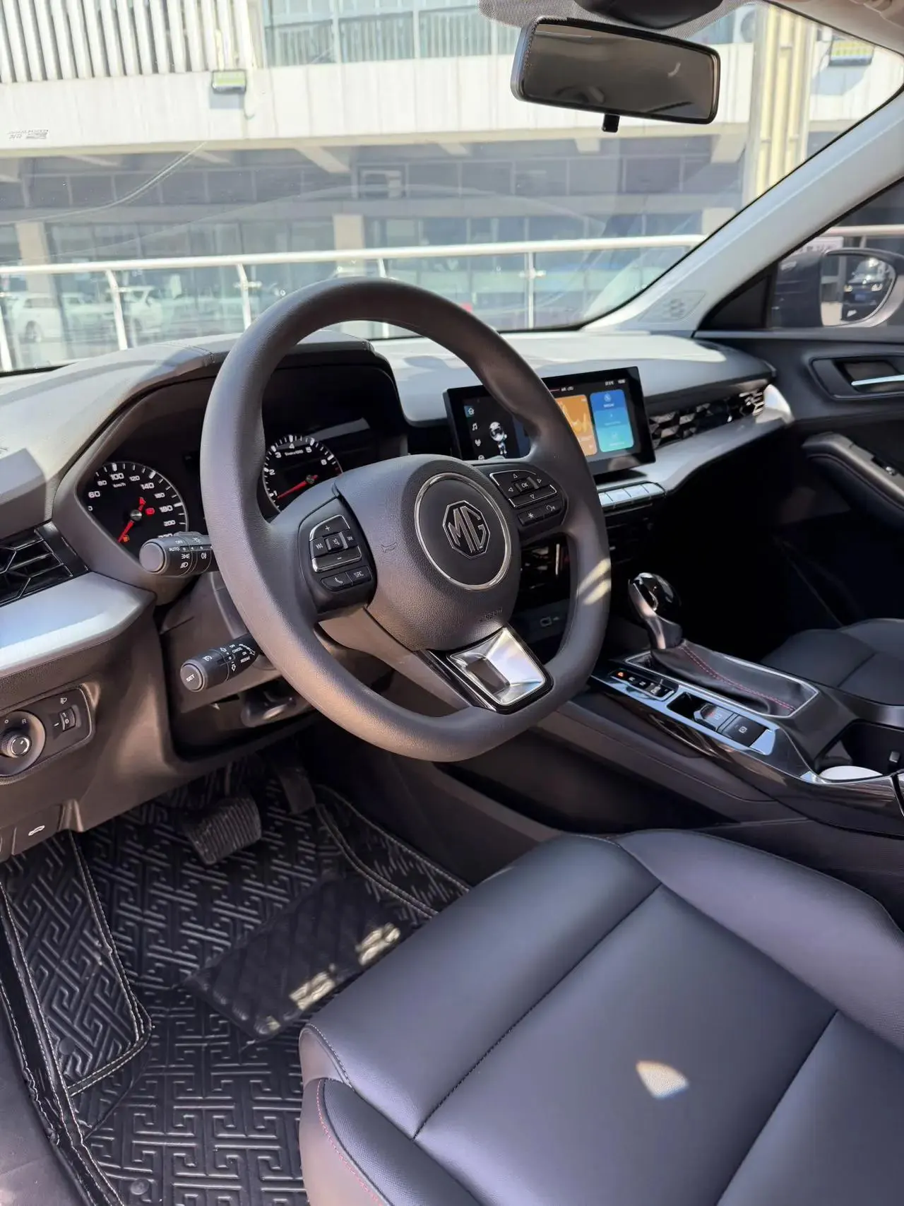 MG5 2023 180DVVT CVT Deluxe Edition 9