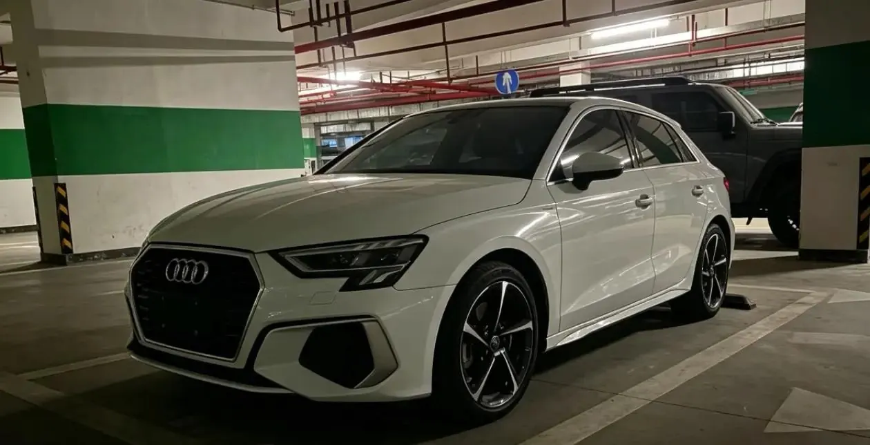 Audi A3 2022 Sportback 35 TFSI Fashion Sport - View 1