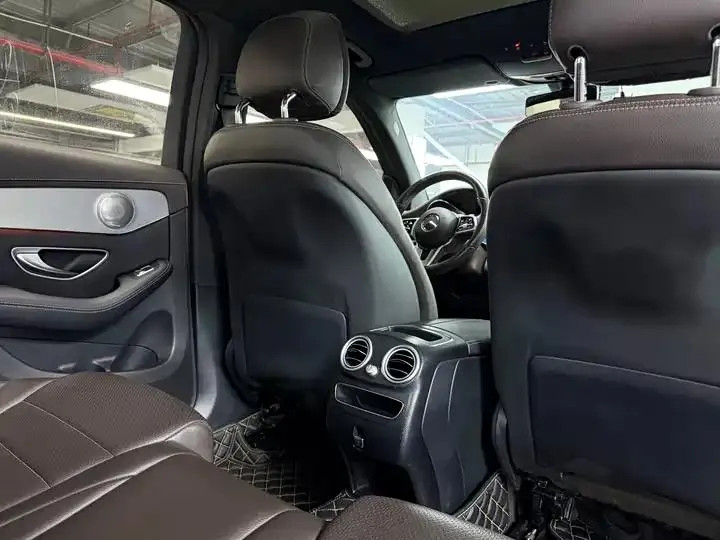 Mercedes Benz GLC 2022 GLC 260 L 4MATIC Dynamic 12