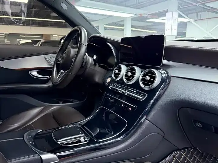 Mercedes Benz GLC 2022 GLC 260 L 4MATIC Dynamic 13