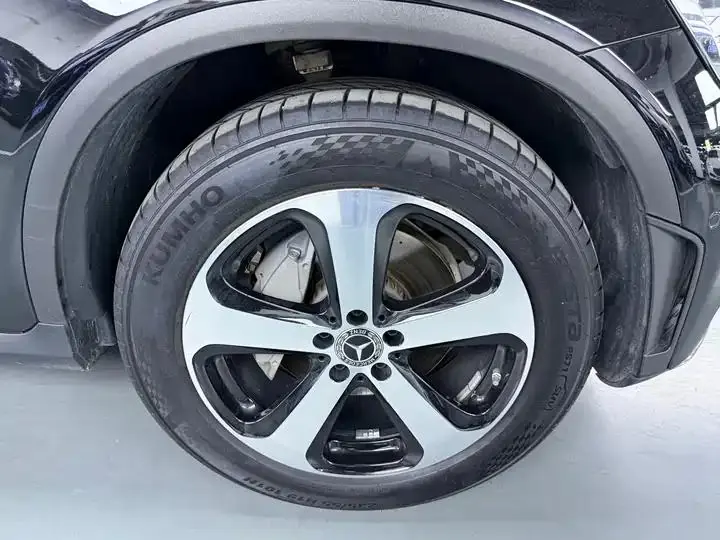 Mercedes Benz GLC 2022 GLC 260 L 4MATIC Dynamic 17