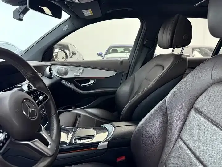 Mercedes Benz GLC 2022 GLC 260 L 4MATIC Dynamic 4