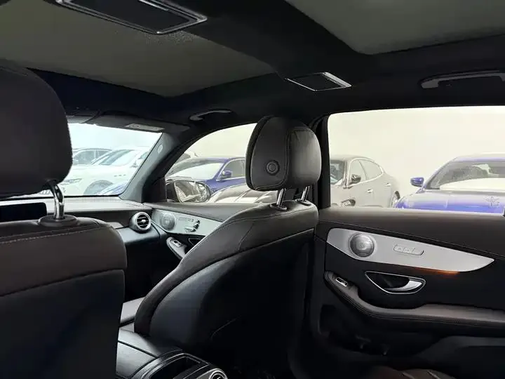 Mercedes Benz GLC 2022 GLC 260 L 4MATIC Dynamic 9