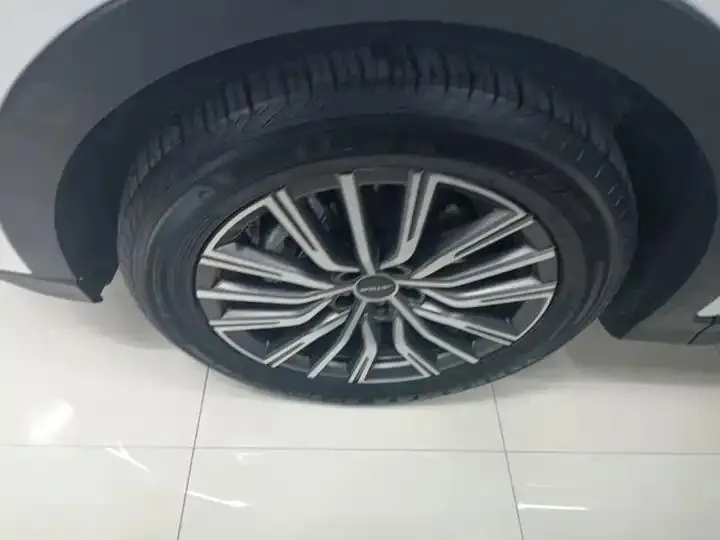 Jetour X70 PLUS 2023 1.5T DCT Brave PLUS 5 23