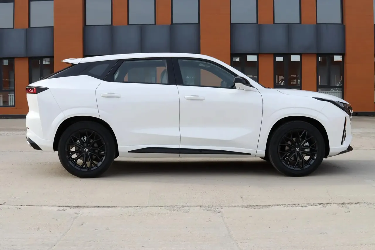 ChangAn 2026 UNI-Z 1.5T smooth version of automatic gear 6