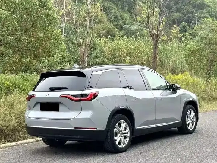 NIO ES8 2022 75kWh Seven-seat Edition 9