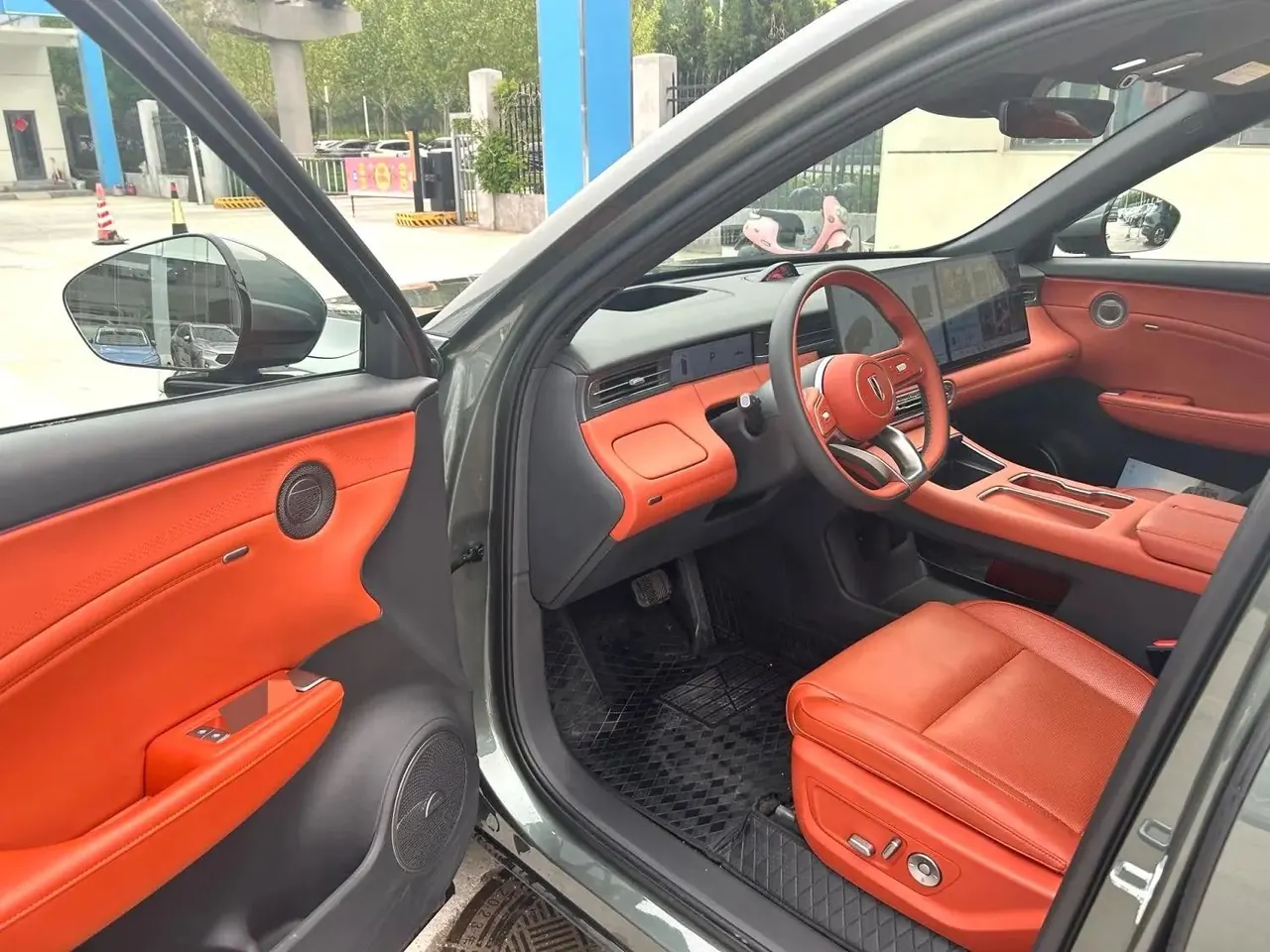 HongQi 2026 HS6 PHEV 1.5T 240 Smart Hybrid Automatic Gear 2
