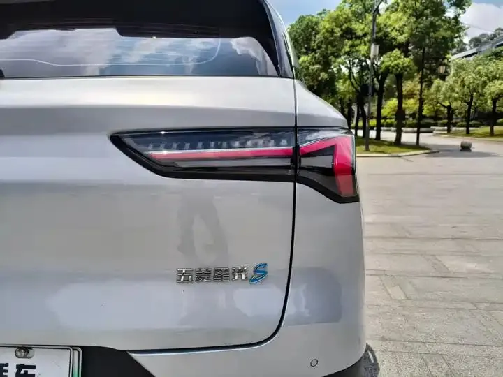 WuLing Starlight S 2024 130km Flagship 14