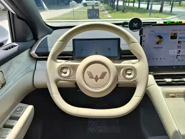 WuLing Starlight S 2024 130km Flagship 5