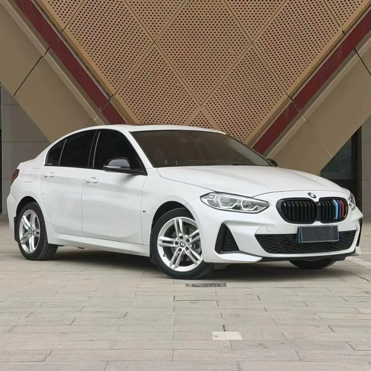 BMW 1 Series 2023 120i 1.5T M Sport Night Edition Automatic 3