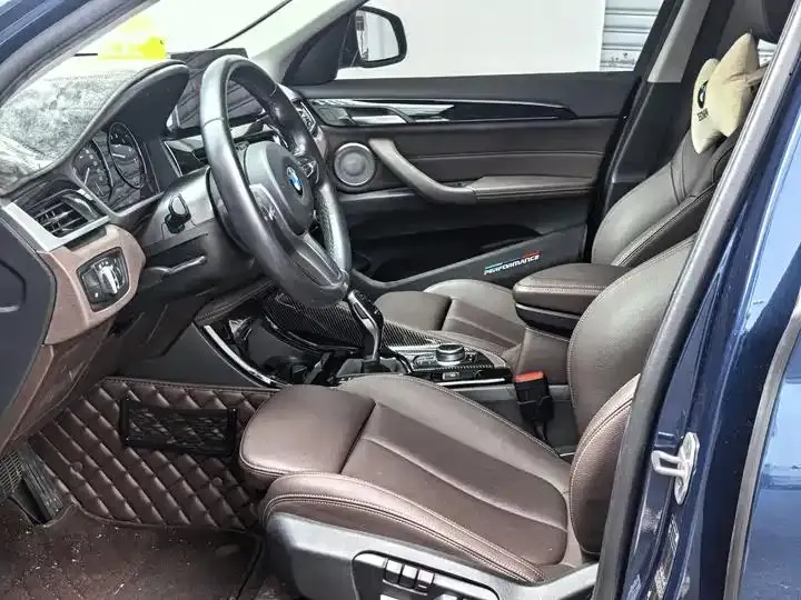 BMW X1 2020 sDrive20Li exclusive type 11