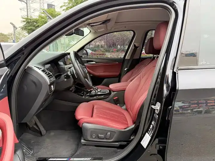 BMW X3 2023 Modified xDrive30i Leading M Obsidian Night Suit 5