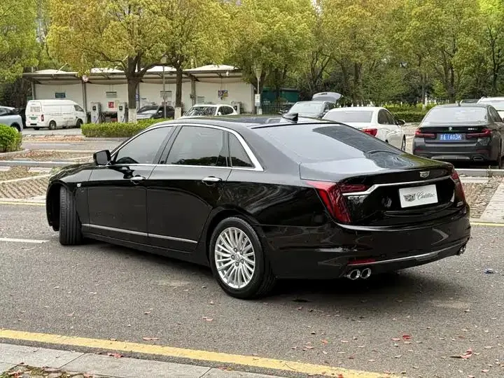 Cadillac CT6 2021 28T Leading Super Cruise Model 2
