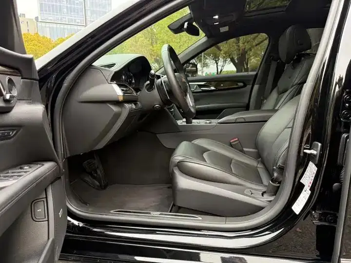 Cadillac CT6 2021 28T Leading Super Cruise Model 7