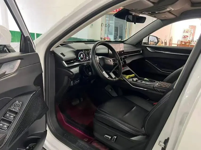 Haval H6 2021 third-generation 1.5T automatic two-wheel-drive Supreme 4