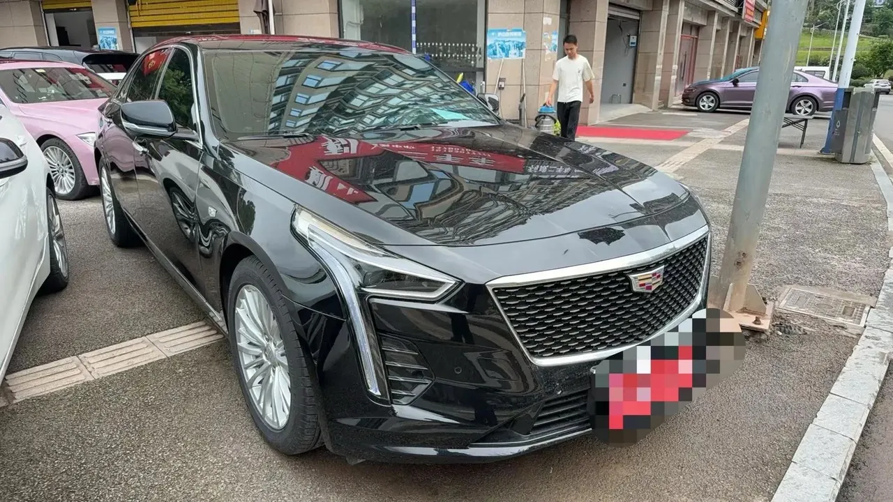 Cadillac CT6 2022 28T Luxury Model 2