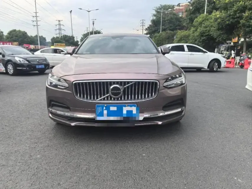 Volvo S90 2023 B5 Zhiyuan Deluxe Edition 2