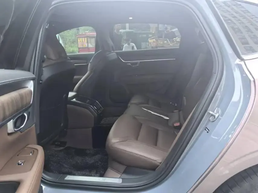 Volvo S90 2023 B5 Zhiyuan Deluxe Edition 6