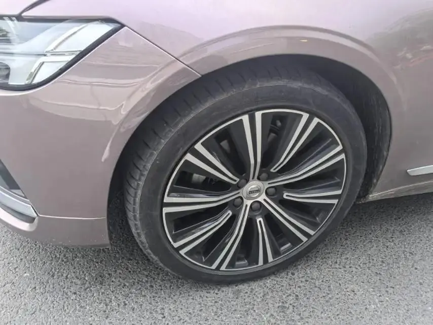 Volvo S90 2023 B5 Zhiyuan Deluxe Edition 7