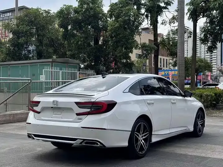 Accord 2022 260TURBO Magic Night Premium Edition 5