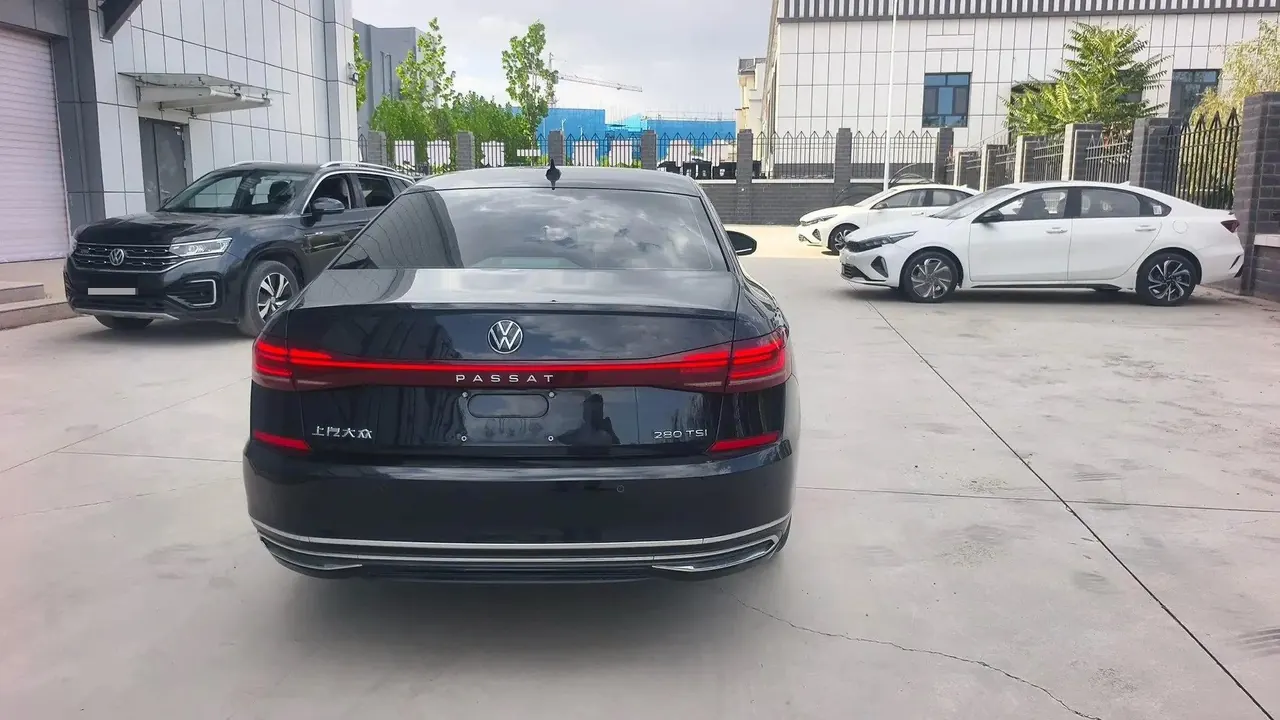 Passat 2022 280TSI Elite Edition 5