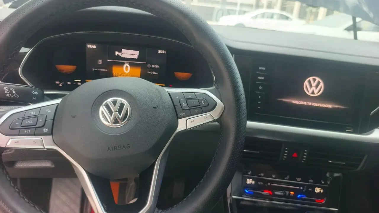 Passat 2022 280TSI Elite Edition 8