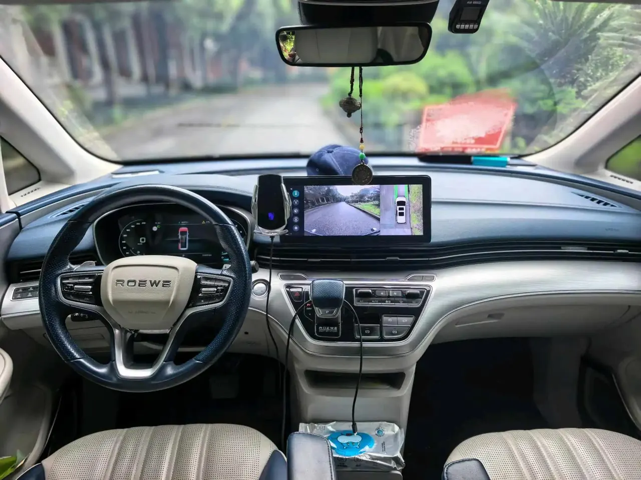 Roewe iMAX8 2022 400TGI Honor Edition 4